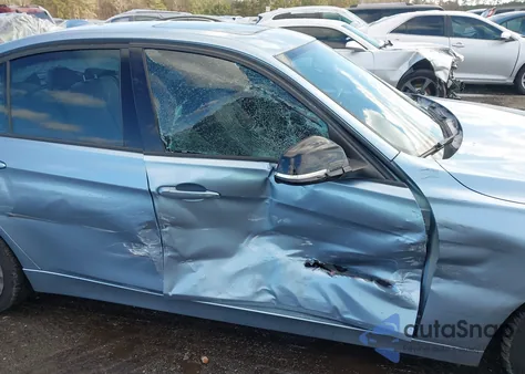 2013 BMW 328I z USA, uszkodzony, nr VIN WBA3A5G55DNP22157